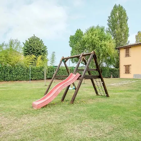 Beautiful In With Outdoor Swimming Pool, Wifi&1 Bedrooms